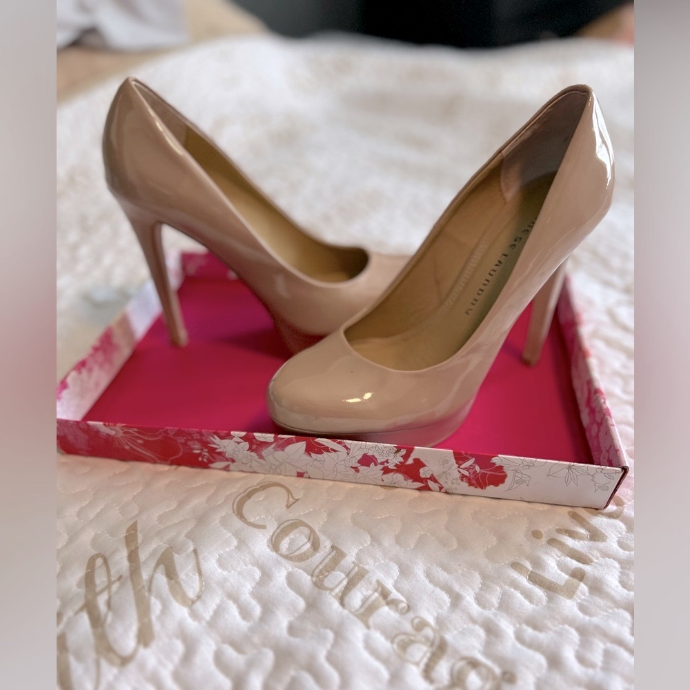 Chinese Laundry Nude Platform Stilletto Heels Women’s Sz 8.5 Formal Prom Wedding